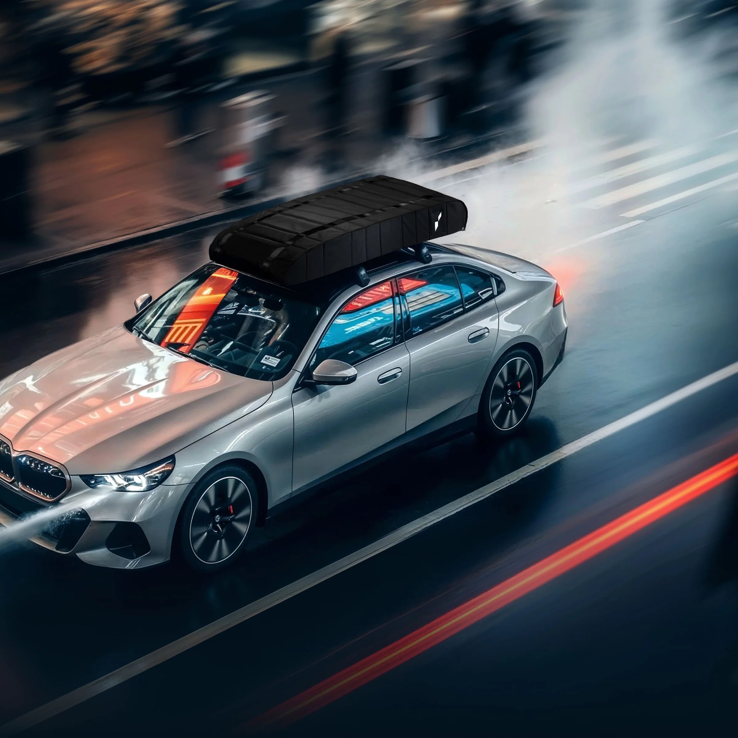 Bild snett ovanfrån med twistboxes takbox