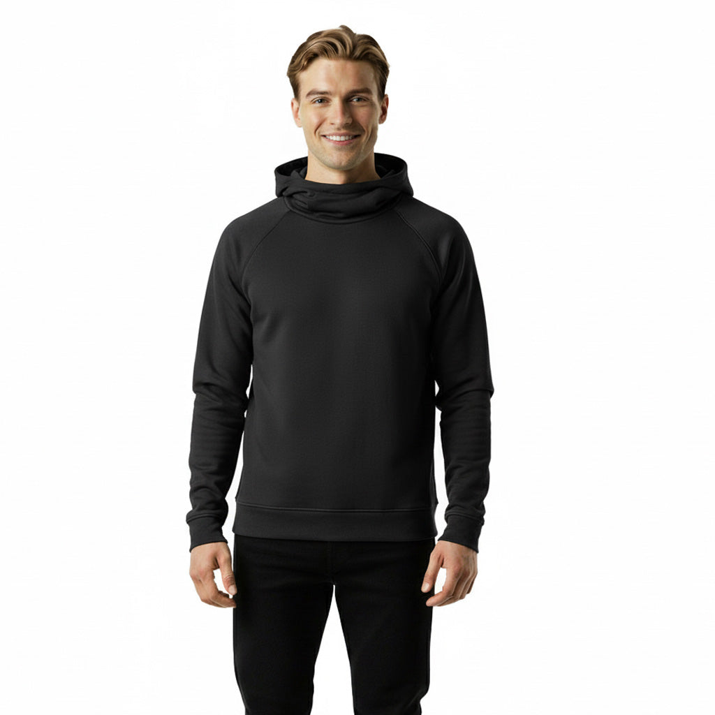 Modell som har på sig svart hoodie från wearly